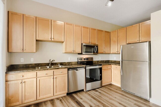 Foto del edificio - 7700 E 29th Ave