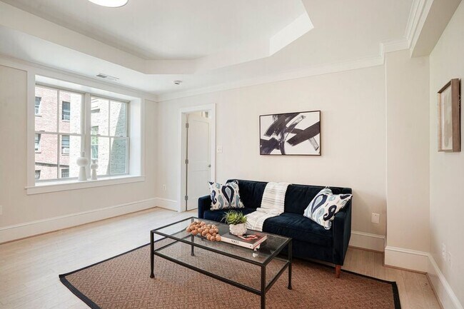 Foto del edificio - 1451 Park Rd NW