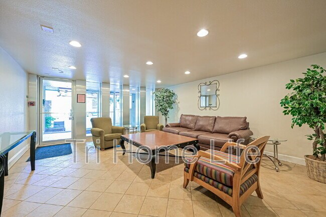 Photo - 2500 S York St Apartment