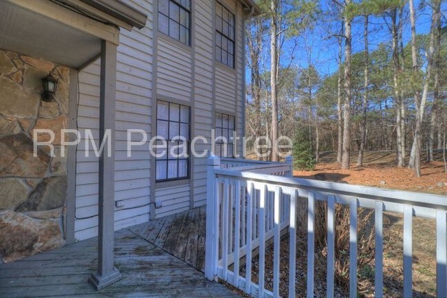 Building Photo - 2871 Eastland Way