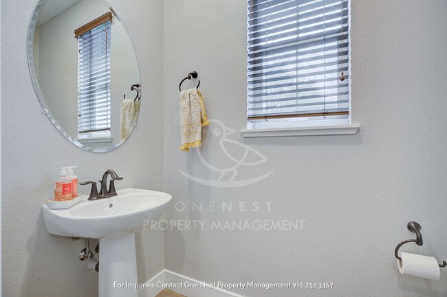 Foto del edificio - Luxury Living in Prime Granite Bay Location!