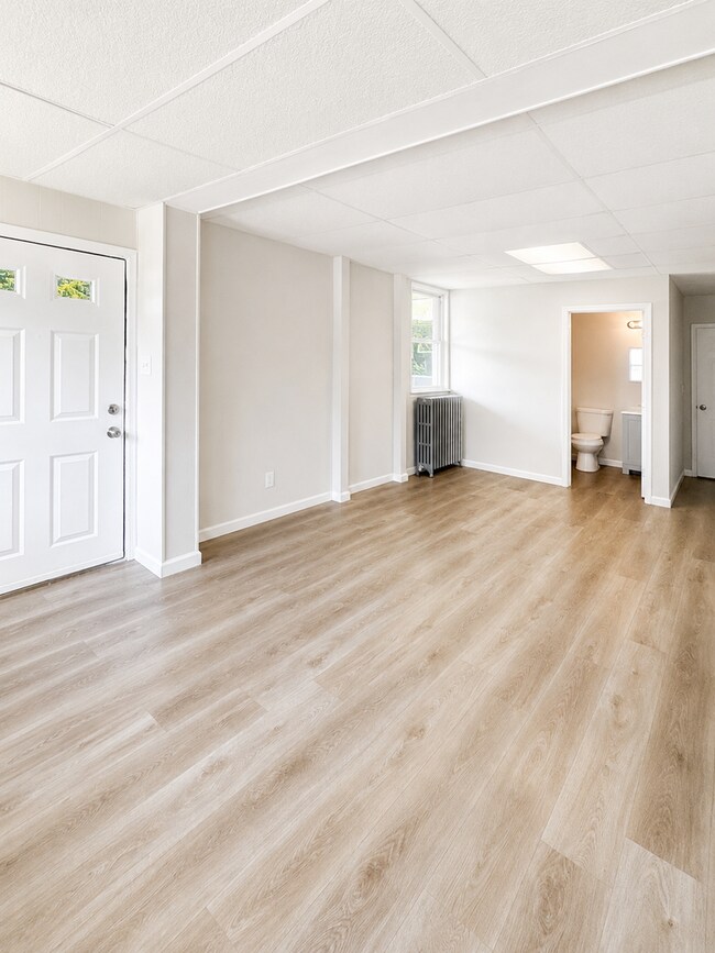 Building Photo - 1015 Parksley Ave