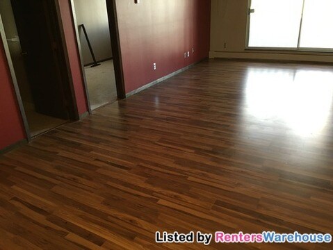 Building Photo - 1601 N Innsbruck Dr