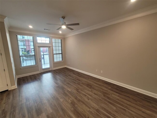 Foto del edificio - 2111 Austin St
