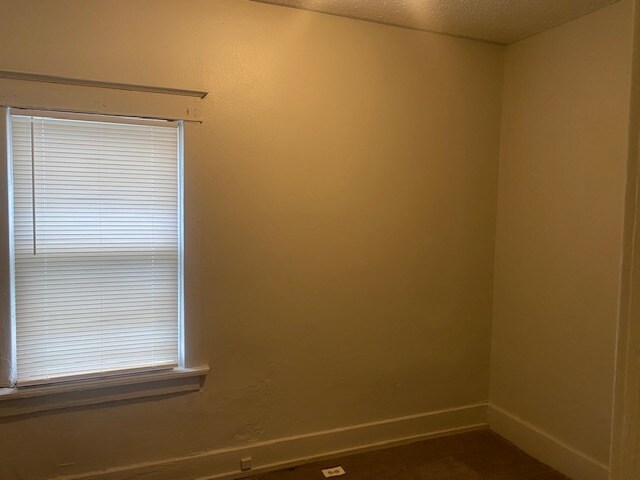 Foto del edificio - 328 2nd Ave S