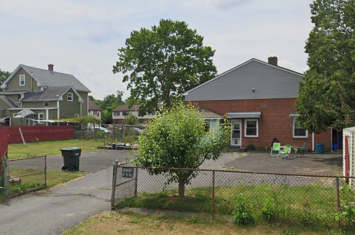 224 Main St, Springfield, MA 01151 House Rental in Springfield, MA