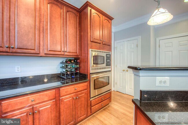 Foto del edificio - 6042 Deer Ridge Trail