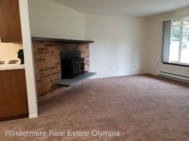 Building Photo - 510-510 1/2 Burke Ct