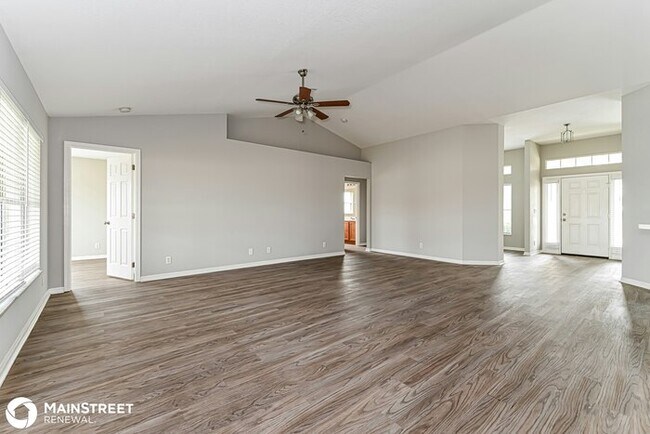 Foto del edificio - 3909 NE 9th Pl, Cape Coral, FL 33909