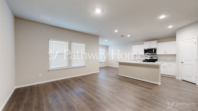 Foto del edificio - 1612 Vandemere Ct