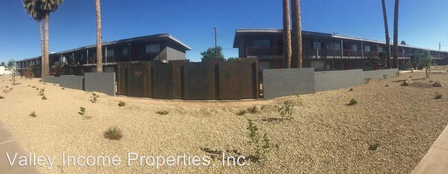 Building Photo - 3420 W Rose Ln