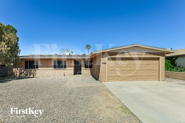 Building Photo - 9044 N 52nd Dr