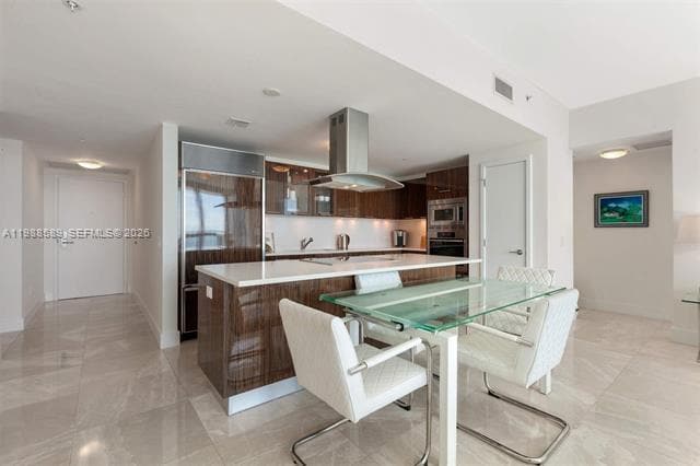 Building Photo - 6899 Collins Ave