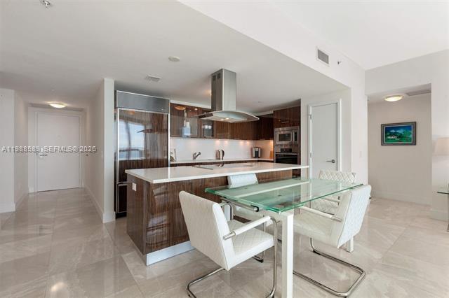 Foto del edificio - 6899 Collins Ave