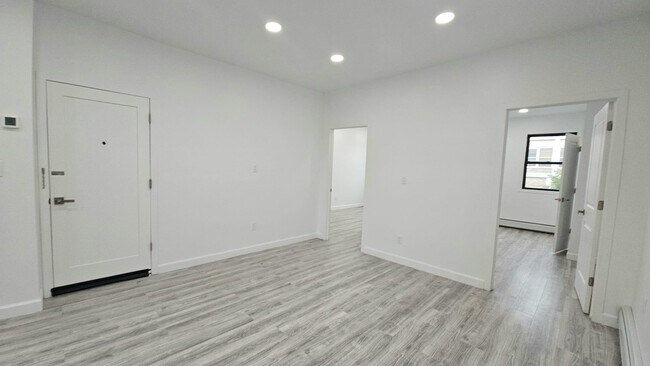 Foto del edificio - 1210 12th St