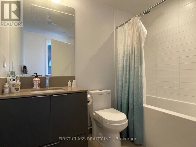 Photo du bâtiment - 181 Dundas St E