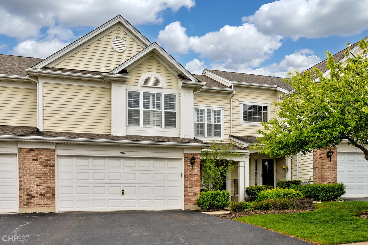 Foto principal - 904 Huntington Dr