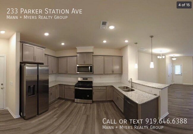 Foto del edificio - 233 Parker Sta Ave