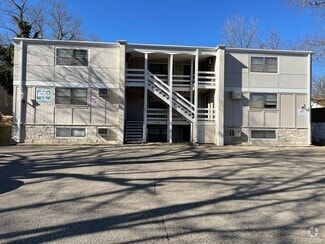 Building Photo - 1219 Claflin Rd