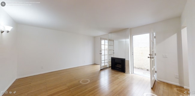 Interior Photo - 14228 Dickens St