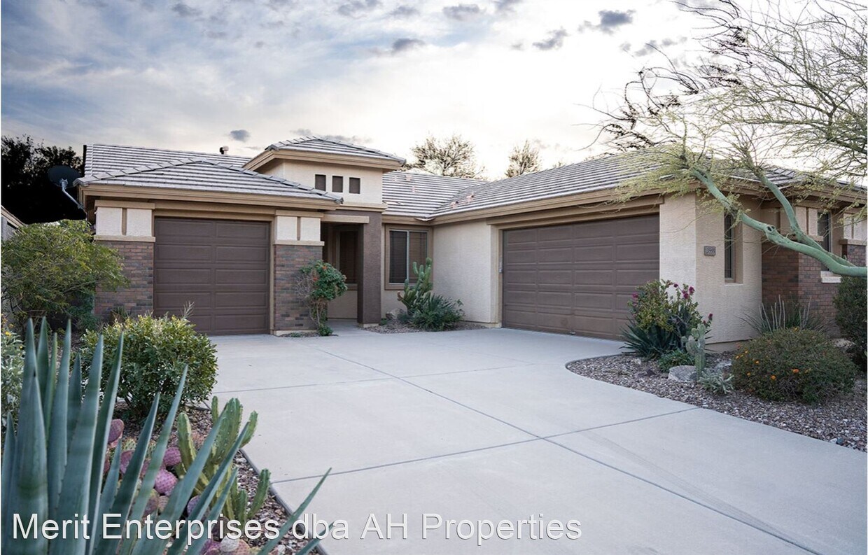 Primary Photo - 3 br, 2 bath House - 3555 W MAGELLAN DR