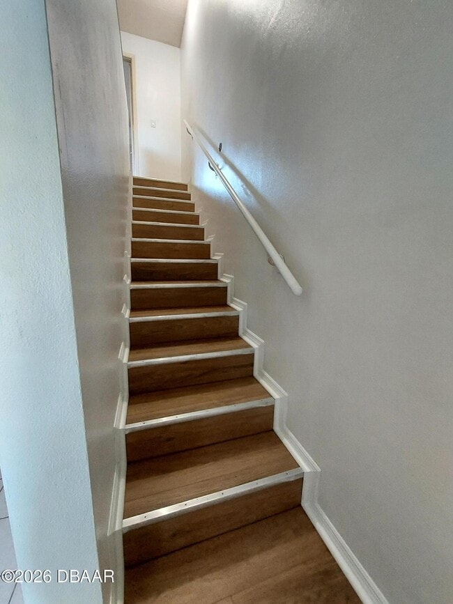 Building Photo - 55 Vining Ct