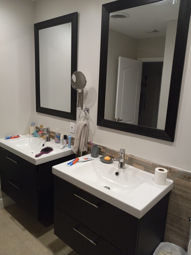 MasterBath 2nd Flr - 14220 SW 273rd St