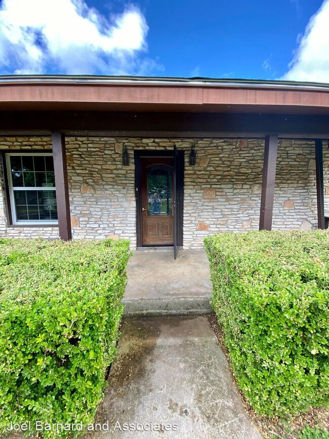 Building Photo - 3 br, 2 bath House - 408 Laurel Hill