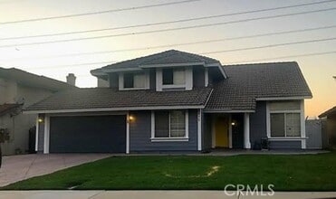 Building Photo - 2873 E Black Horse Dr