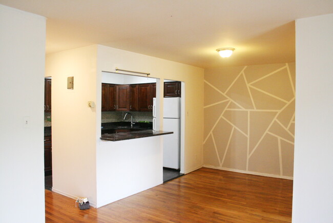 Dinning Rm - 3148 48th St