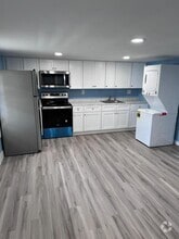Building Photo - 1322 Avenue L