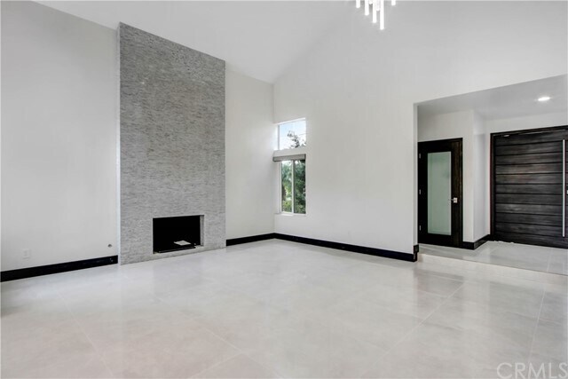 Building Photo - 4802 Corsica Dr