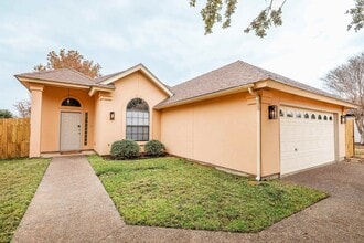 Building Photo - 407 Cinnamon Teal Loop