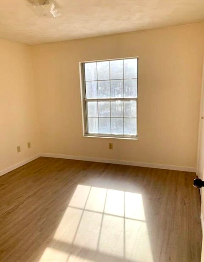 Foto del edificio - 5417 Collier Ln