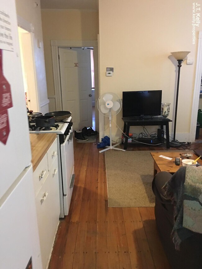 Foto del edificio - 192 Hillside St