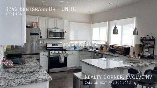 Foto del edificio - 3242 Bentgrass Dr