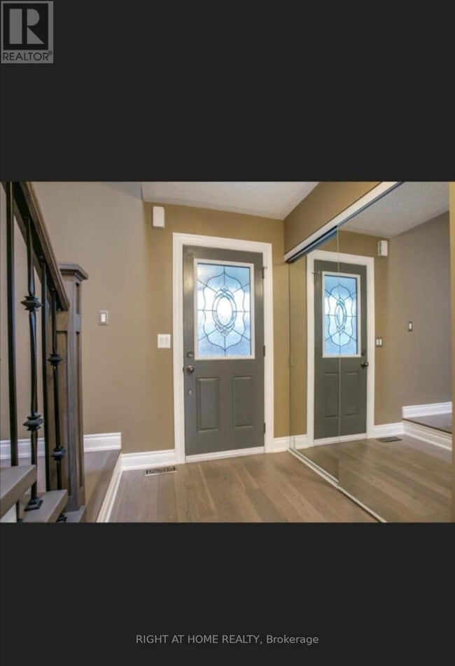 Building Photo - 15 Allworth Crescent