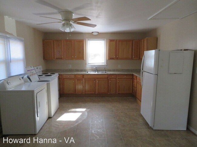 Building Photo - 3 br, 1 bath House - 6389 Centerville Road