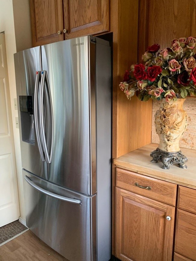 Building Photo - 2 br, 3 bath Apartment - 355 Interstate 80 W