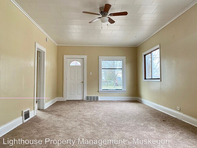 Building Photo - 2 br, 1 bath House - 1693 Beidler