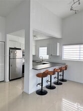 Building Photo - 8035 Crespi Blvd