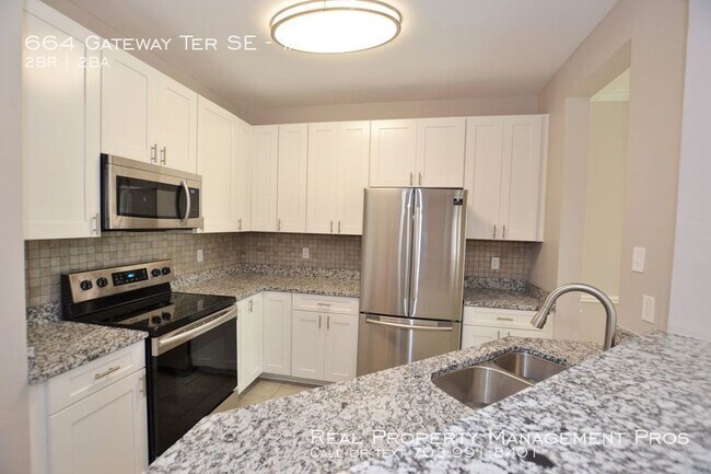 Foto del edificio - 664 Gateway Dr SE