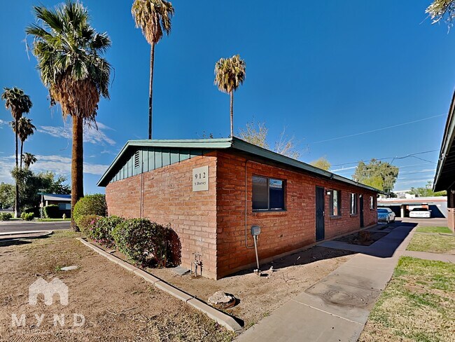 Foto del edificio - 912 S Dorsey Ln