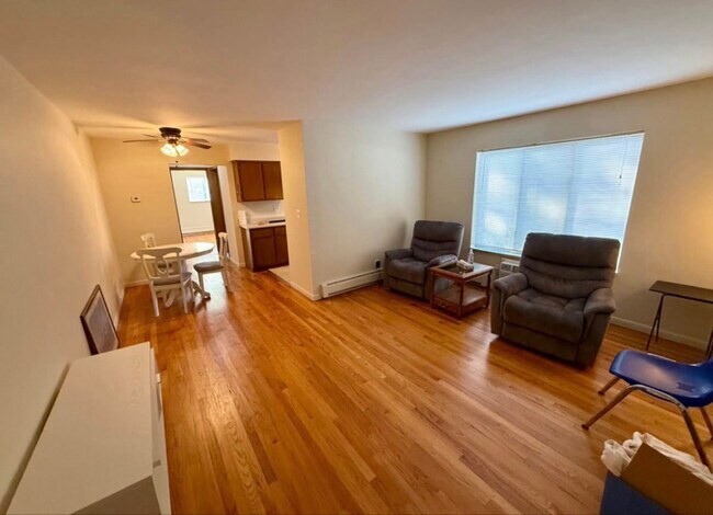 Foto del edificio - 16461 E 10 Mile Rd