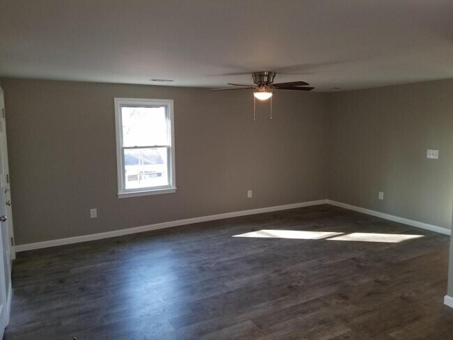 Foto del edificio - 4870 Calhoun Rd