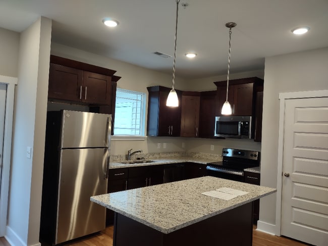 Foto del edificio - 1021 Wells Way