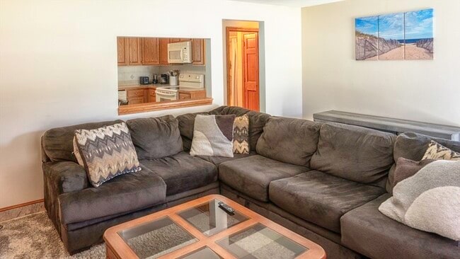 Building Photo - 118 Walton Ave