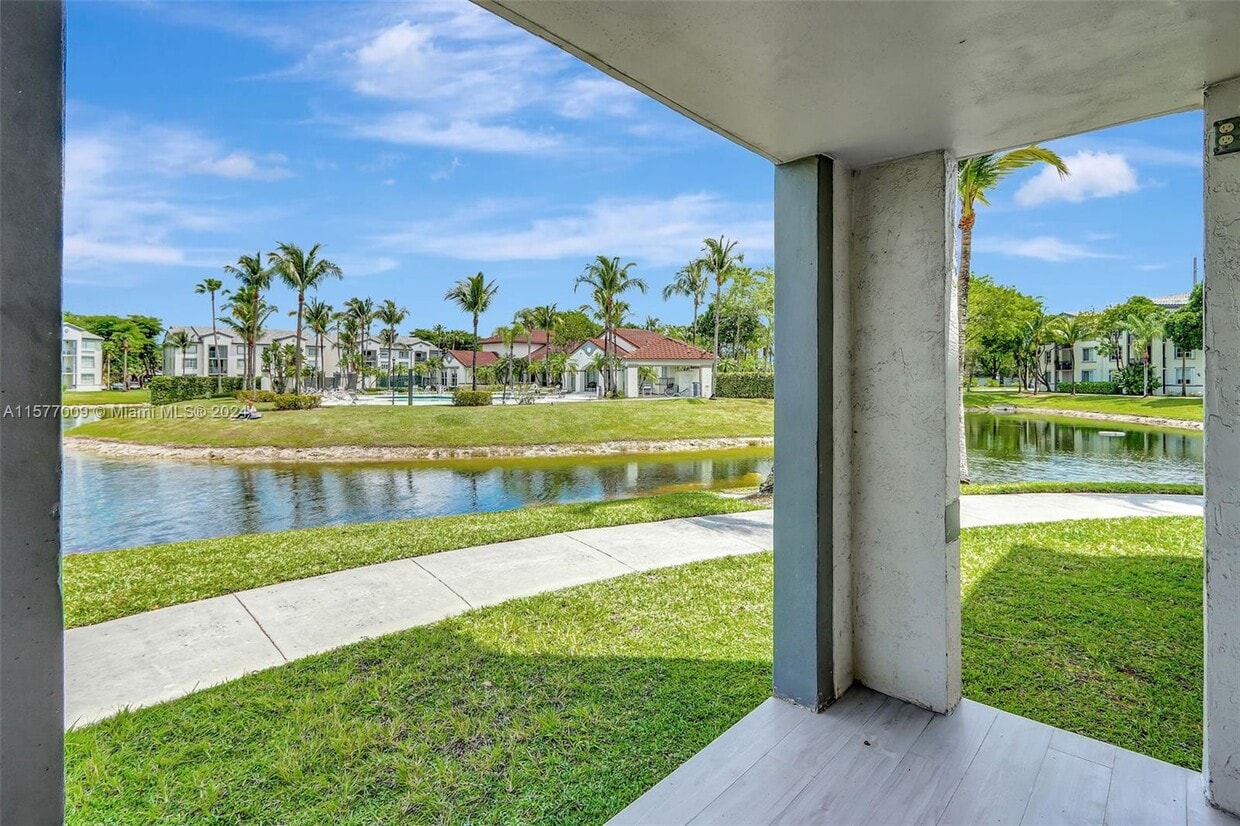 Primary Photo - 4350 NW 107th Ave