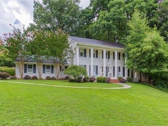 Foto del edificio - 5540 Windy Ridge Dr NE