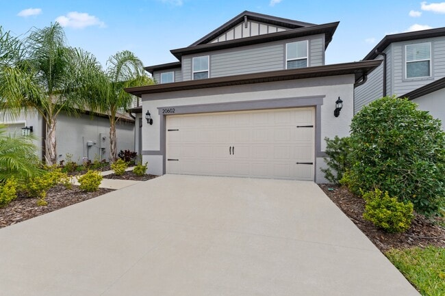 Foto del edificio - Practically brand new 3 BR/2.5 BA/2 Car Garage home in highly sought after GATED community of Ard...
